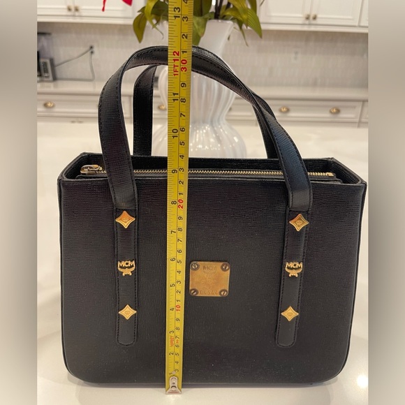 Title: Black MCM Leather Handbag - Picture 3 of 10